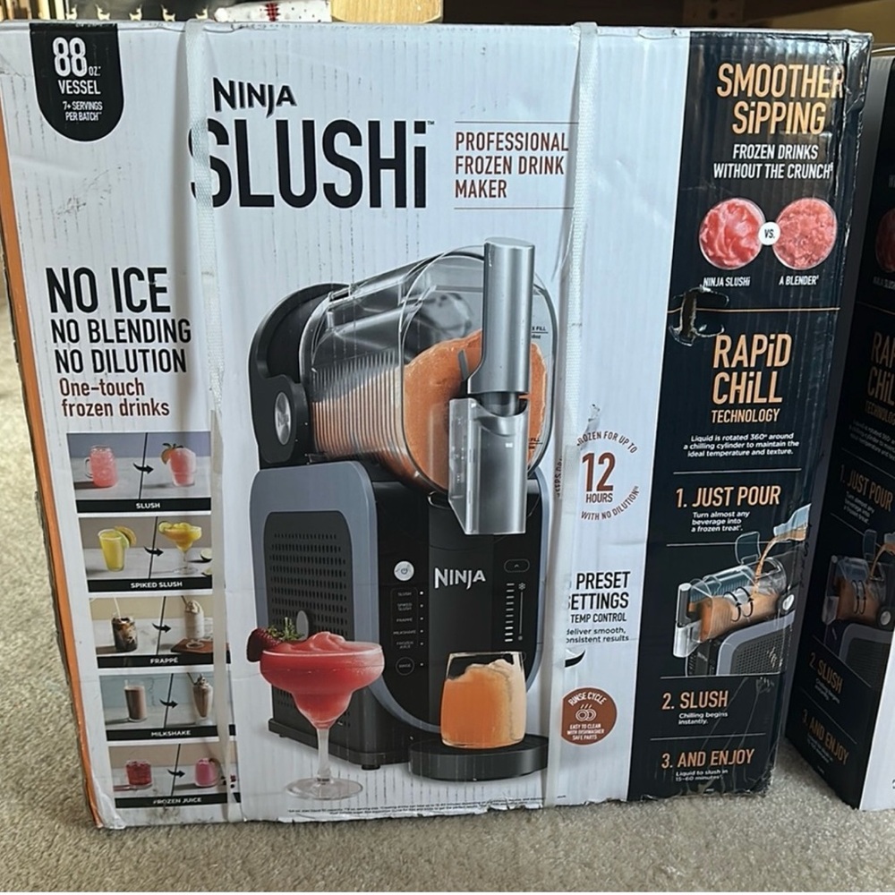 Ninja Slushi Professional Frozen Drink Maker - Black
